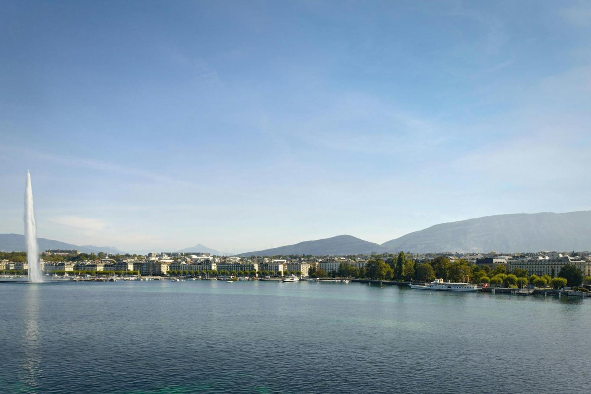 The Ritz-Carlton Hotel De La Paix, Женева Экстерьер фото