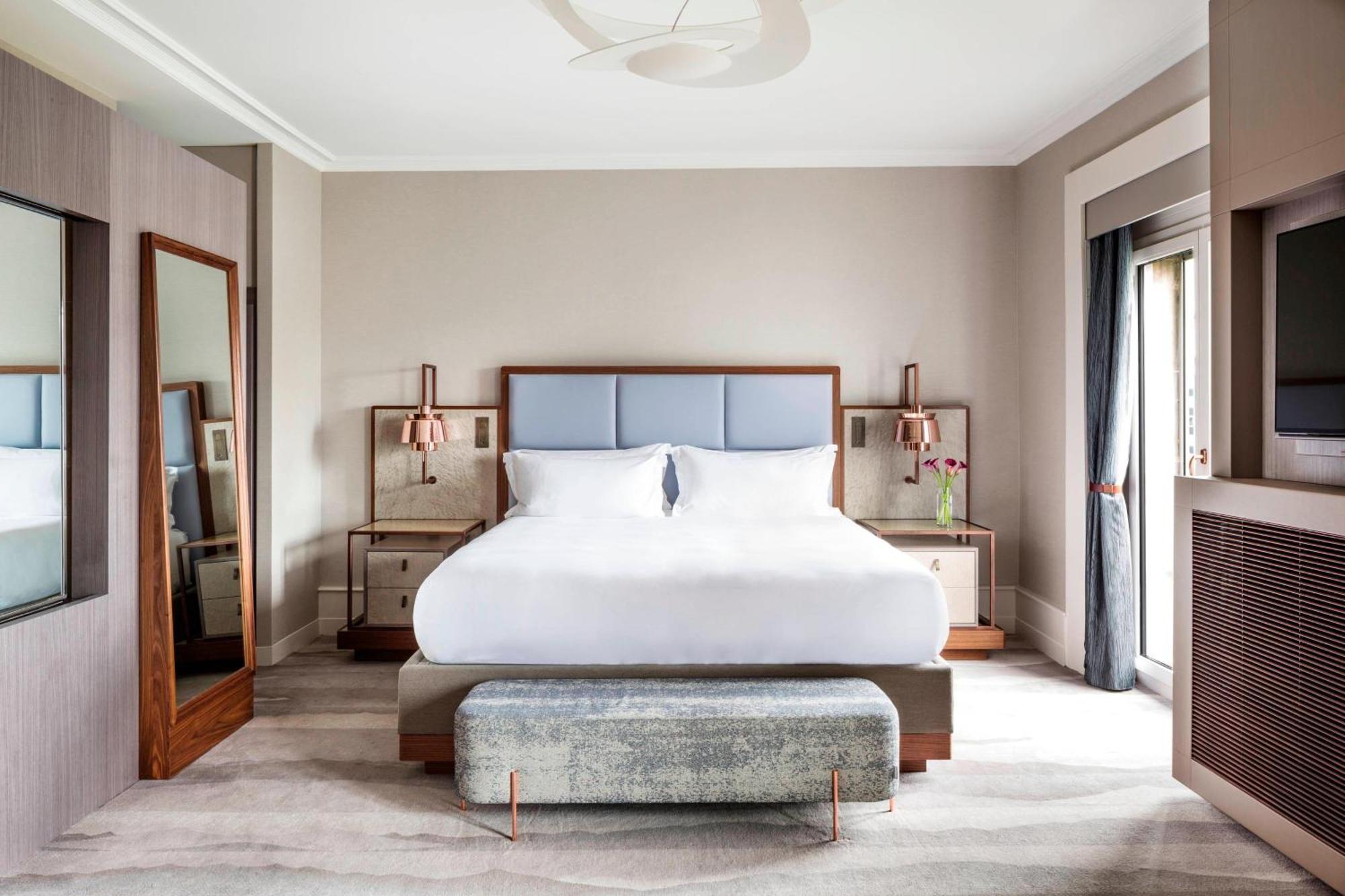 The Ritz-Carlton Hotel De La Paix, Женева Экстерьер фото