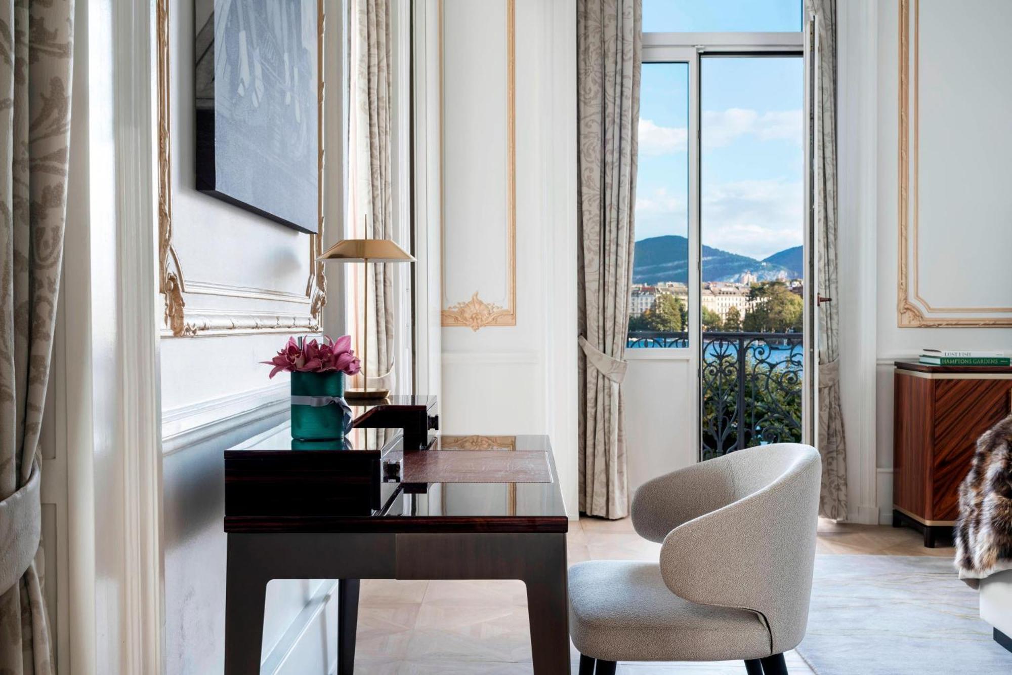 The Ritz-Carlton Hotel De La Paix, Женева Экстерьер фото
