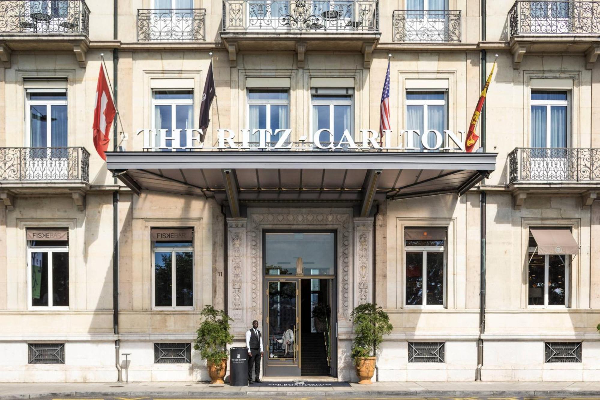 The Ritz-Carlton Hotel De La Paix, Женева Экстерьер фото